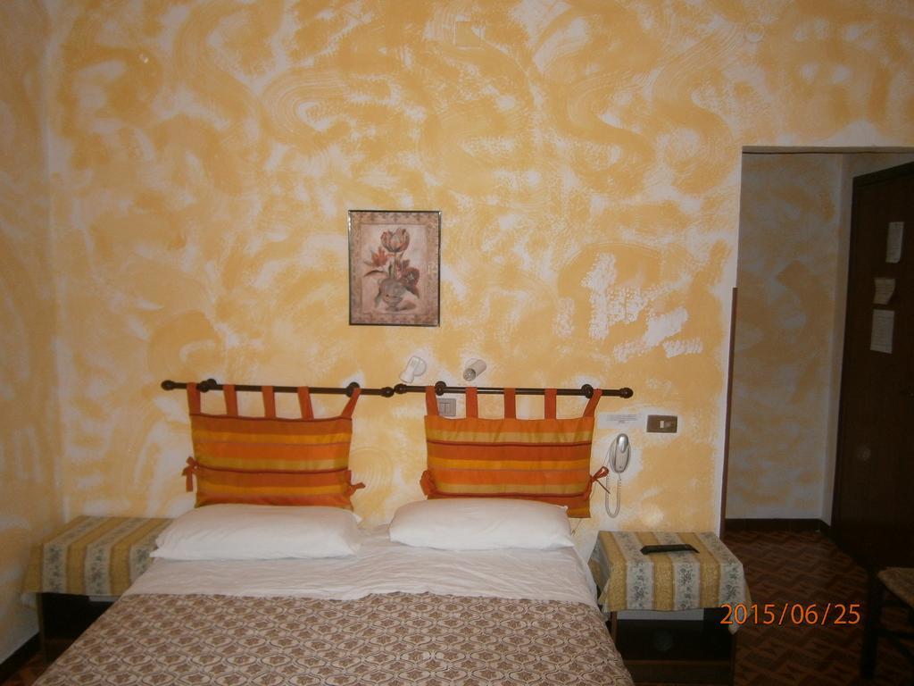 Albergo Il Cantuccio Bolano Bilik gambar