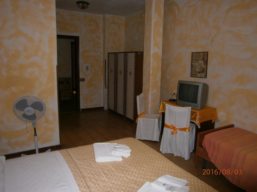 Albergo Il Cantuccio Bolano Luaran gambar